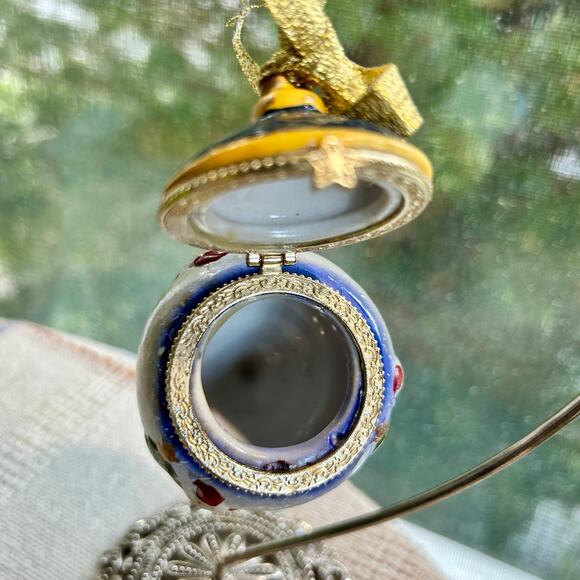 Vintage Christmas Ornament Hinged Porcelain Trinket Boxes – Santa & Snowman - Picture 14 of 14